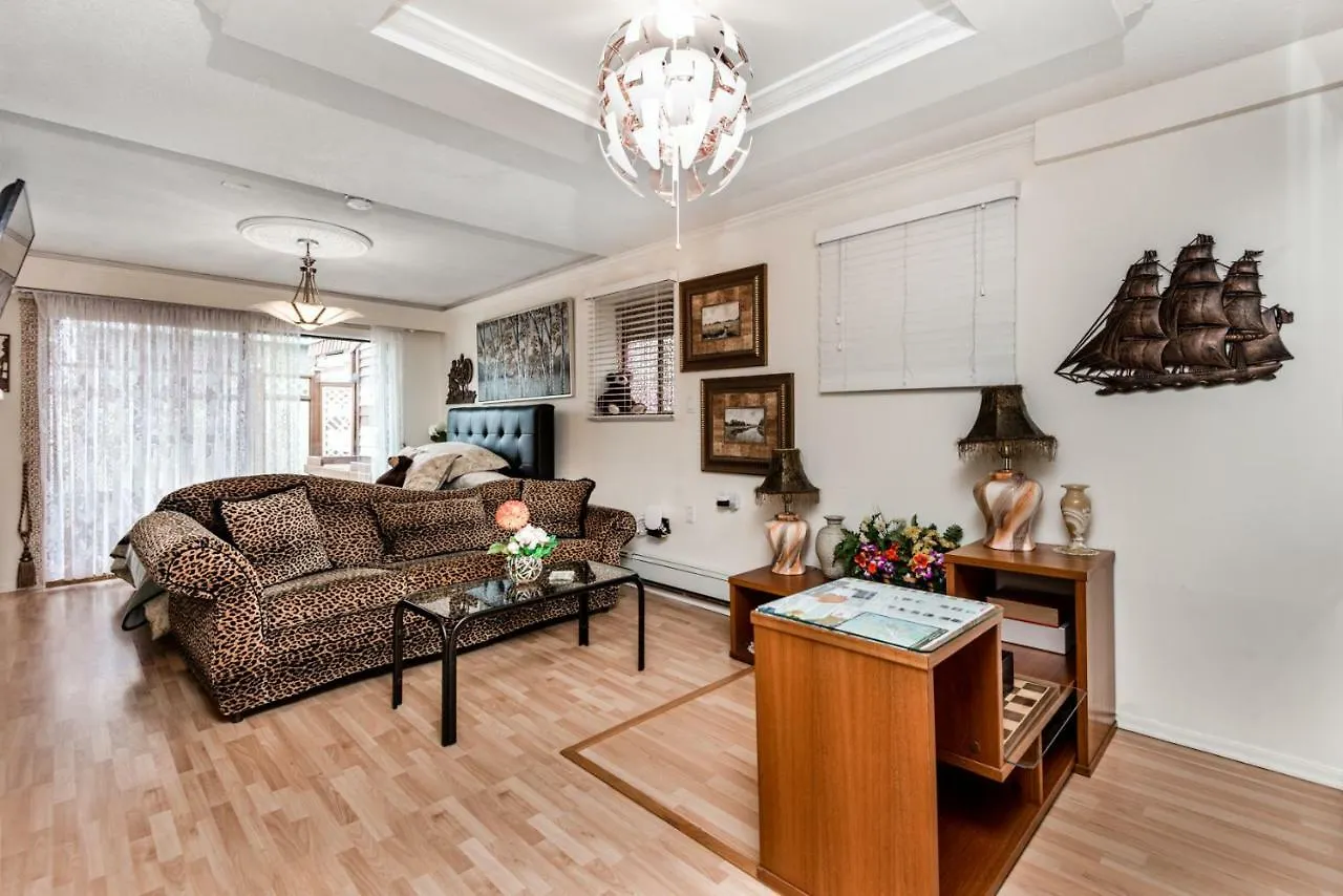 Bed & Breakfast Diana'S Luxury Bed And Breakfast